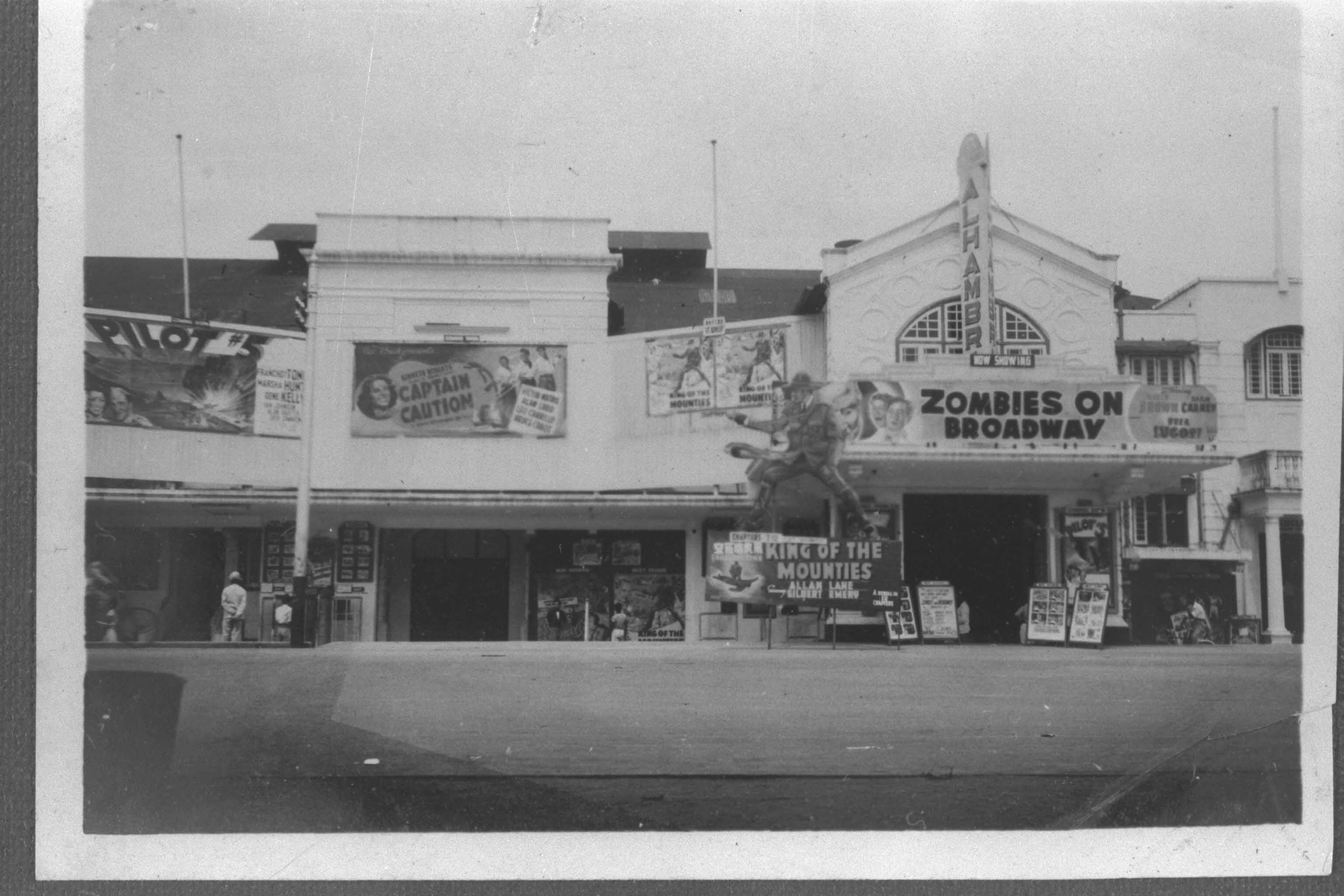 Alhambra Theatre at Beach Road, 1948.